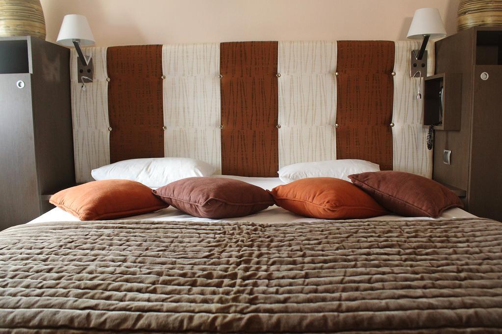 Hotel Des Bains กรองวิลล์ ภายนอก รูปภาพ